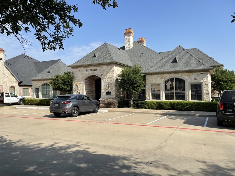 7044 Lebanon Rd, Frisco, TX en alquiler - Foto del edificio - Imagen 1 de 4