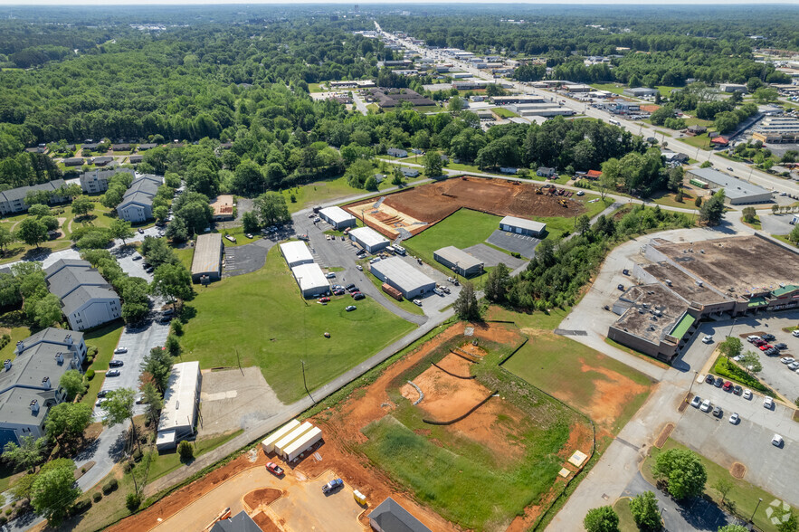 400 Westbrook Ct, Spartanburg, SC en alquiler - Vista aérea - Imagen 3 de 21