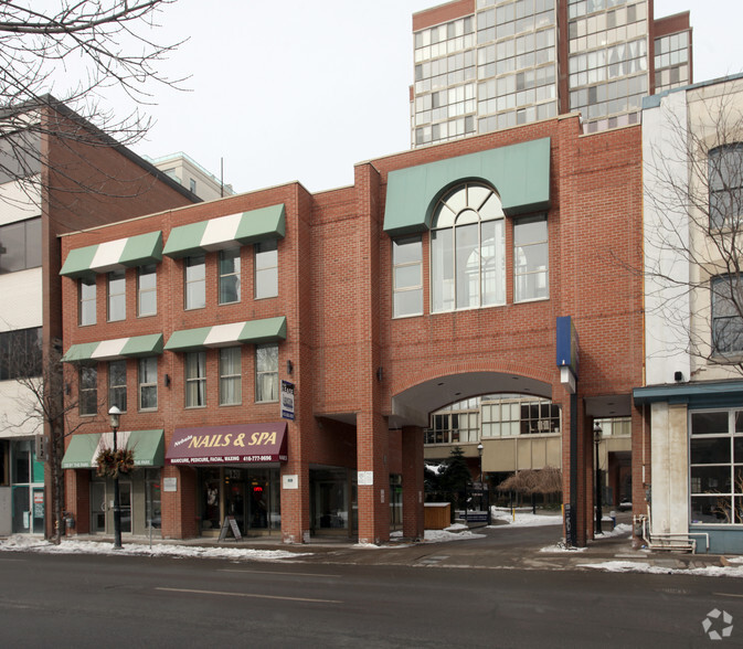 120 Adelaide St E, Toronto, ON en alquiler - Foto del edificio - Imagen 2 de 4