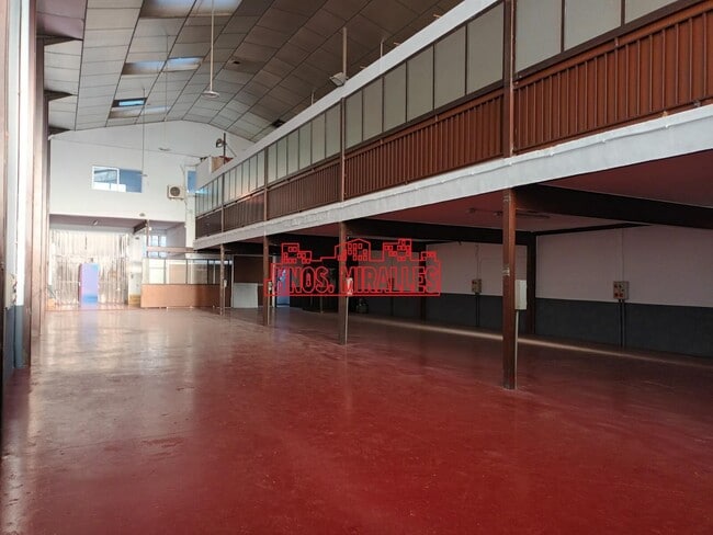 Más detalles de Nave en alquiler