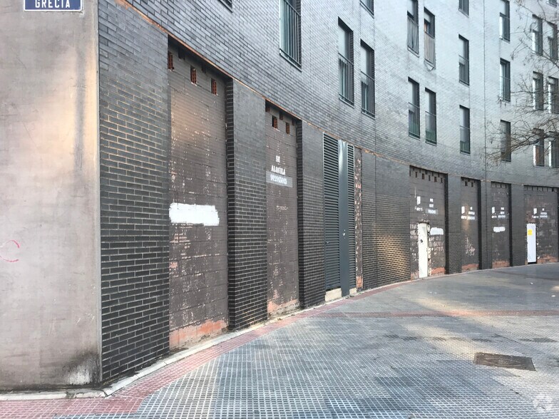 Calle de Juan Gris, 4, Torrejón de Ardoz, Madrid en venta - Foto del edificio - Imagen 1 de 1