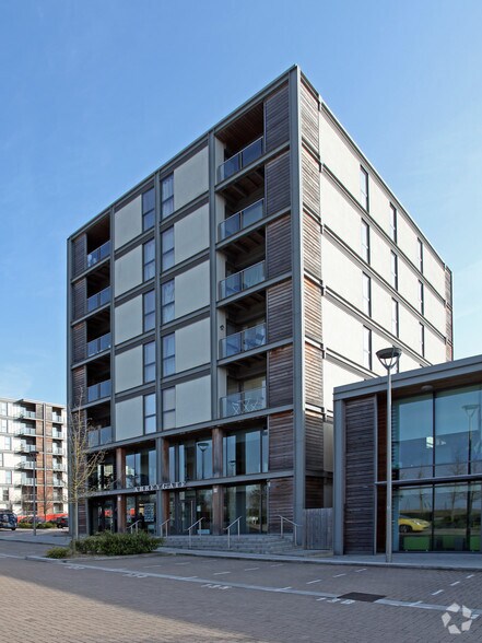 302 South Row, Milton Keynes en alquiler - Foto del edificio - Imagen 2 de 2