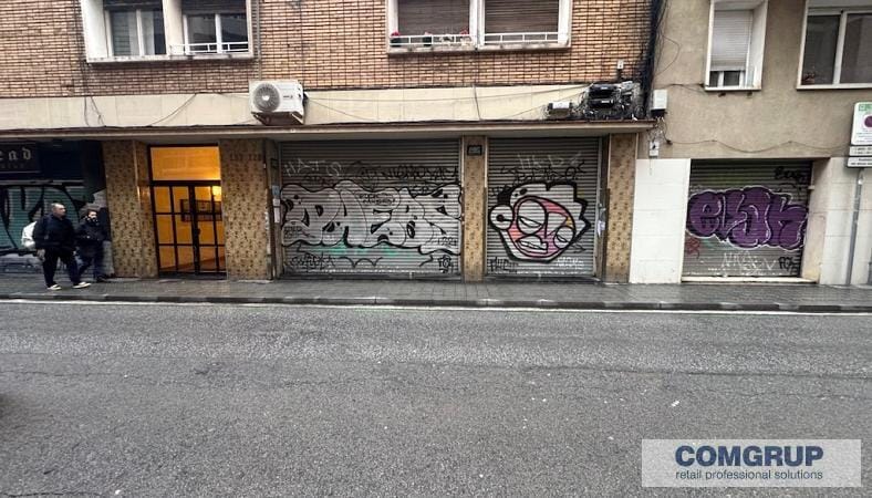 Carrer de Violant d'Hongria Reina d'Aragó, 128, Barcelona, Barcelona en venta - Foto del edificio - Imagen 1 de 1