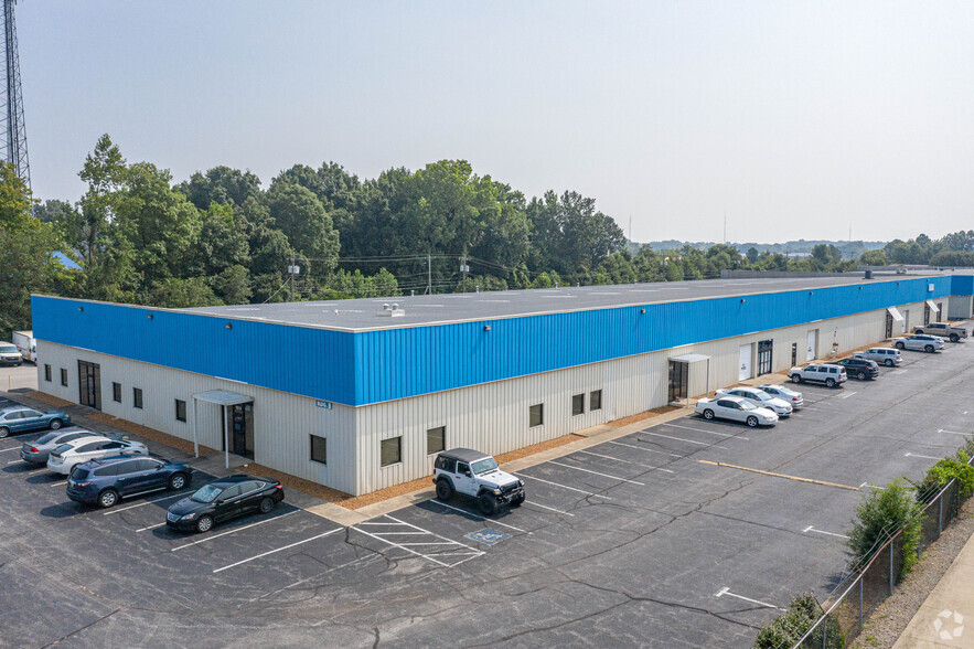 1850 Business Park Dr, Clarksville, TN en alquiler - Foto del edificio - Imagen 3 de 5