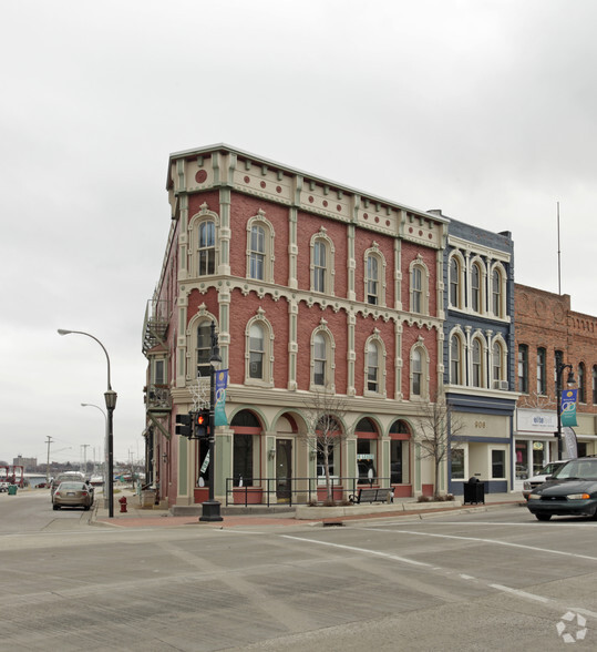 902 Military St, Port Huron, MI en alquiler - Foto del edificio - Imagen 1 de 14