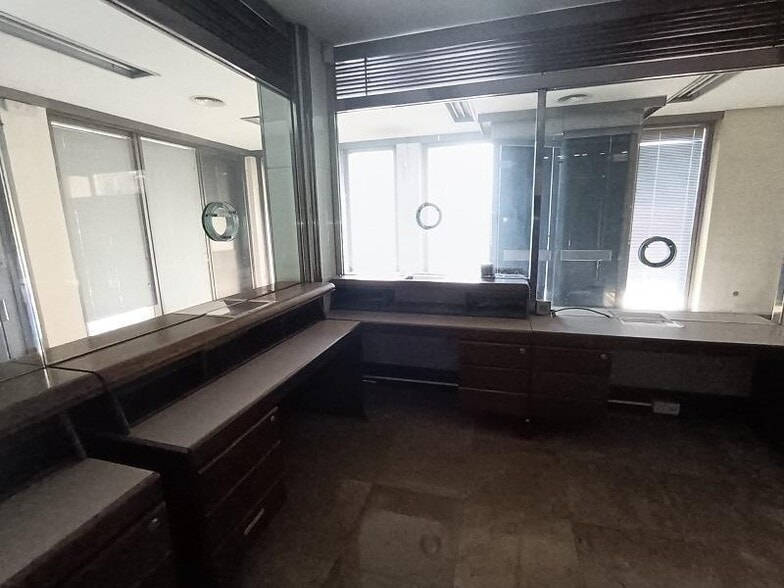 Local en Córdoba en venta - Foto del edificio - Imagen 2 de 4