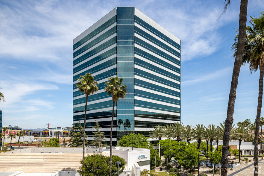 500 N State College Blvd, Orange, CA en alquiler - Foto del edificio - Imagen 2 de 10