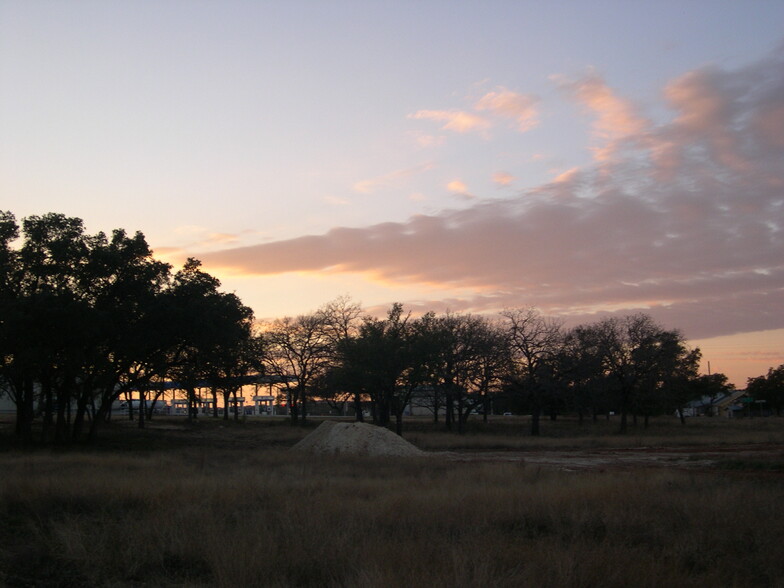 23310 State Highway 71, Spicewood, TX en venta - Foto principal - Imagen 2 de 7