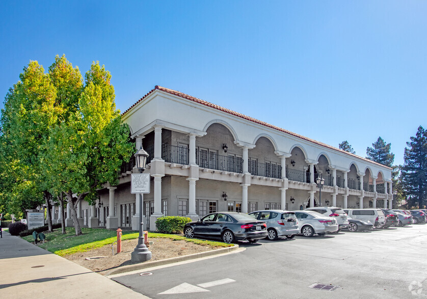 4880 Stevens Creek Blvd, San Jose, CA en alquiler - Foto del edificio - Imagen 3 de 4