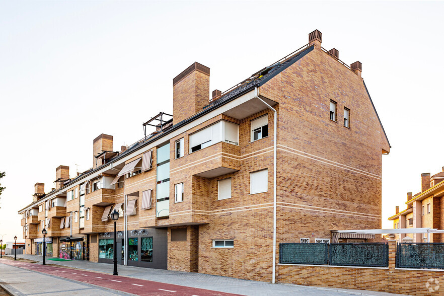 Locales en Arroyomolinos, MAD en alquiler - Foto del edificio - Imagen 1 de 2