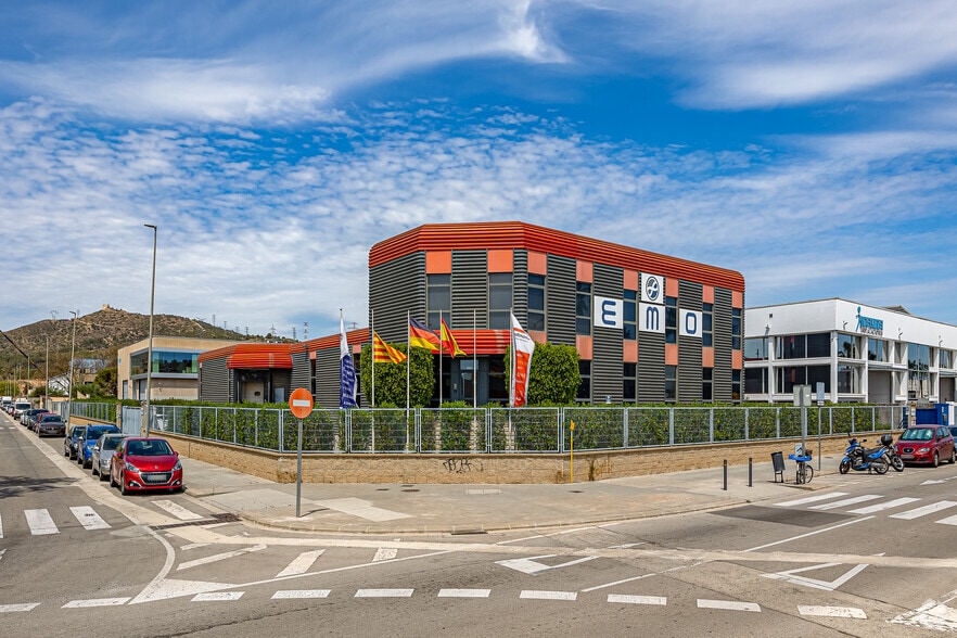 Nave en Viladecans, Barcelona en venta - Foto del edificio - Imagen 2 de 11