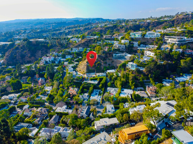 1523 3/8 N Doheny Dr, Los Angeles, CA en venta - Foto del edificio - Imagen 2 de 68