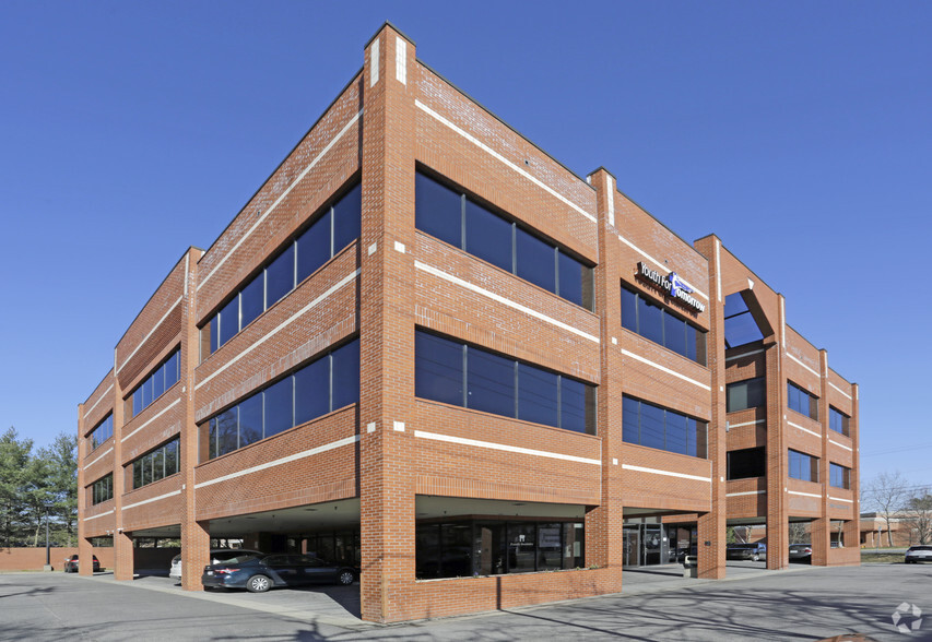 6800 Backlick Rd, Springfield, VA en alquiler - Foto del edificio - Imagen 1 de 9