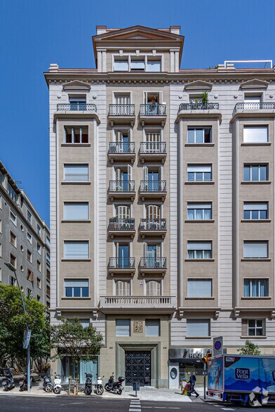 Local en Barcelona, Barcelona en alquiler - Foto principal - Imagen 1 de 1