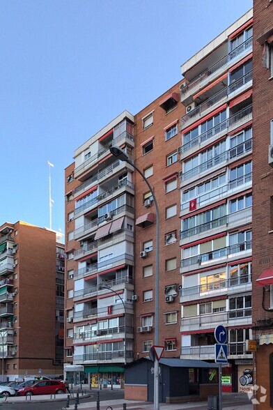 Calle Claudio Sánchez Albornoz S/N, Alcorcón, Madrid en alquiler - Foto del edificio - Imagen 2 de 2