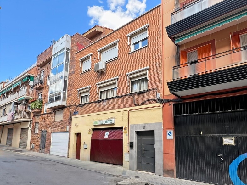 Edificio residencial en Madrid, Madrid en venta - Foto del edificio - Imagen 2 de 2