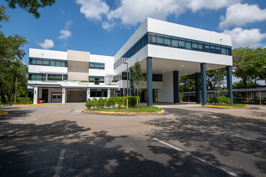 8181 W Broward Blvd, Plantation, FL en alquiler - Foto del edificio - Imagen 1 de 10