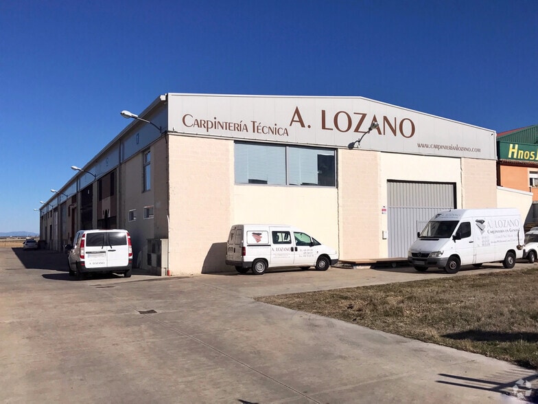 Nave en El Casar, Guadalajara en venta - Foto principal - Imagen 1 de 2