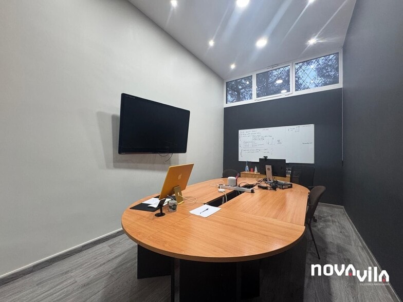 Local en Viladecans, Barcelona en venta - Foto del interior - Imagen 2 de 19