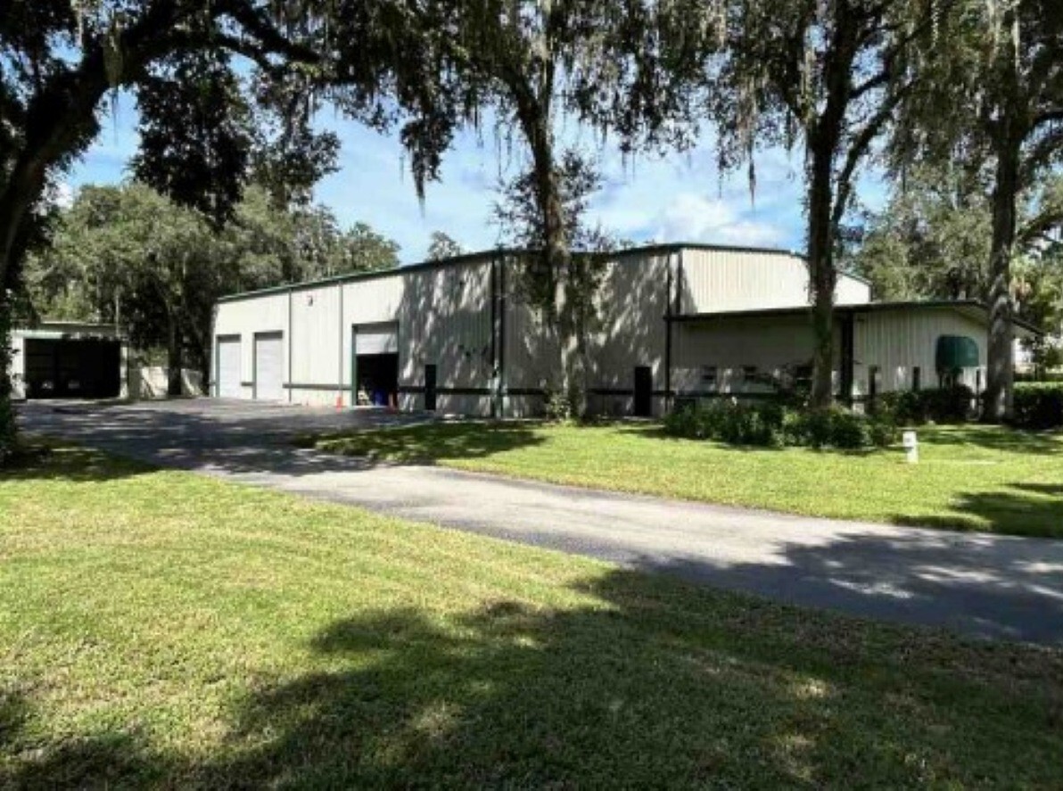 14337 Annutalaga Ave, Brooksville, FL en venta Foto del edificio- Imagen 1 de 50