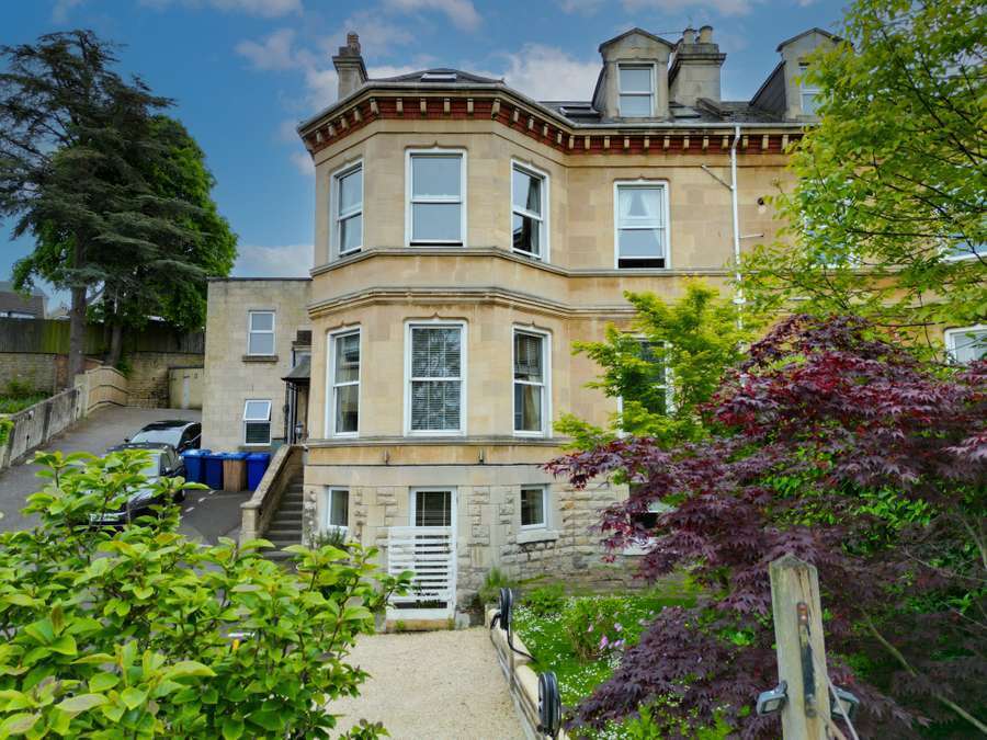 1 Upper Oldfield Park, Bath en venta Foto del edificio- Imagen 1 de 11