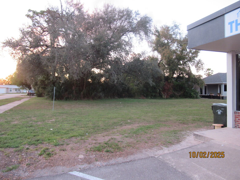 1925 Suwanee Ave, Fort Myers, FL en venta - Foto del edificio - Imagen 2 de 5