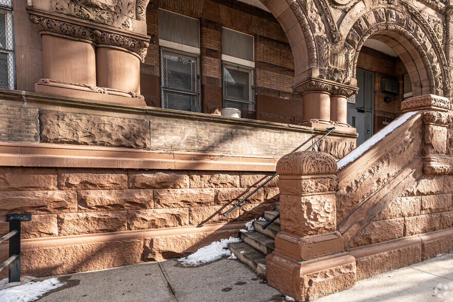 19 Rogers Ave, Brooklyn, NY en alquiler - Foto del edificio - Imagen 2 de 4