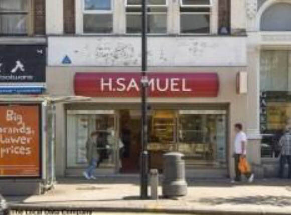 3 High Rd, London en venta Foto principal- Imagen 1 de 3