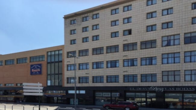 Más detalles de Carrer Matilde Salvador, 2, Vila-real - Local en venta