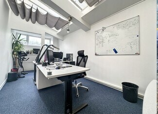 Más detalles de 162 Boulevard Du Montparnasse, Paris - Oficina en venta