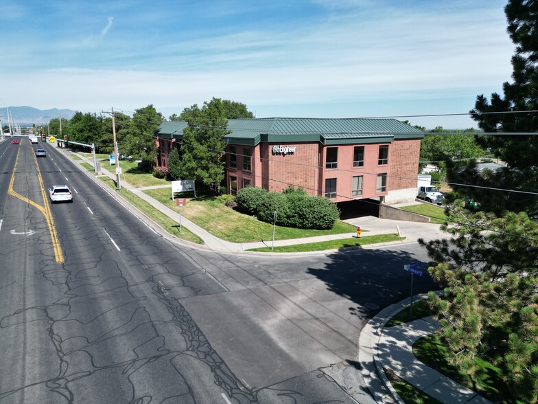 1787 Fort Union Blvd, Salt Lake City, UT en alquiler - Foto del edificio - Imagen 1 de 13