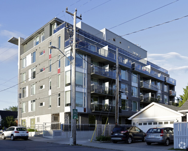 1433 Wellington St W, Ottawa, ON en venta - Foto del edificio - Imagen 2 de 2