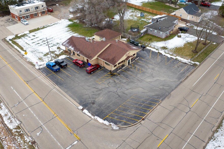 6290 S Martin Rd, New Berlin, WI en venta - Foto del edificio - Imagen 2 de 29