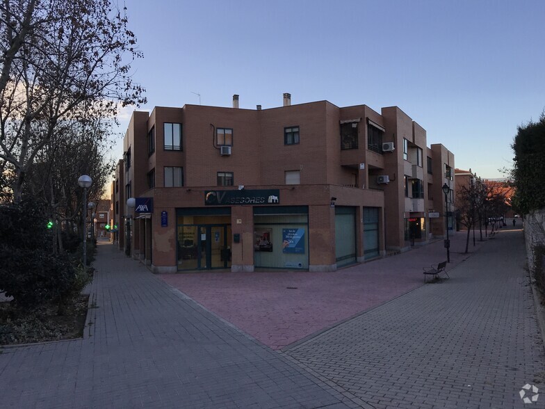 Calle de la Mosquilona, 78, Colmenar Viejo, Madrid en alquiler - Foto del edificio - Imagen 1 de 1