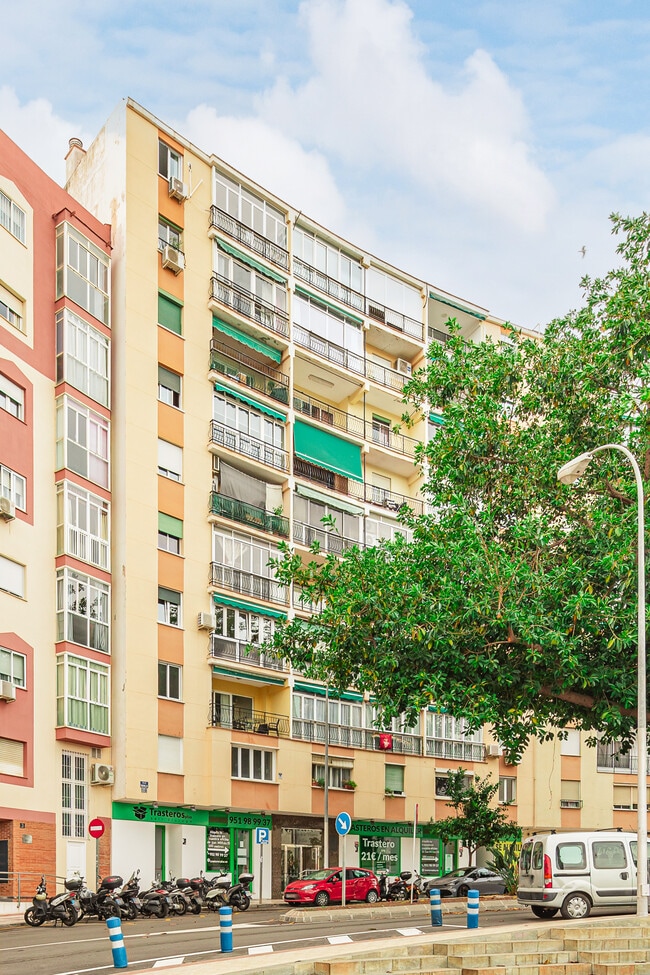 Más detalles de Calle San Millán, 5, Málaga - Coworking en alquiler