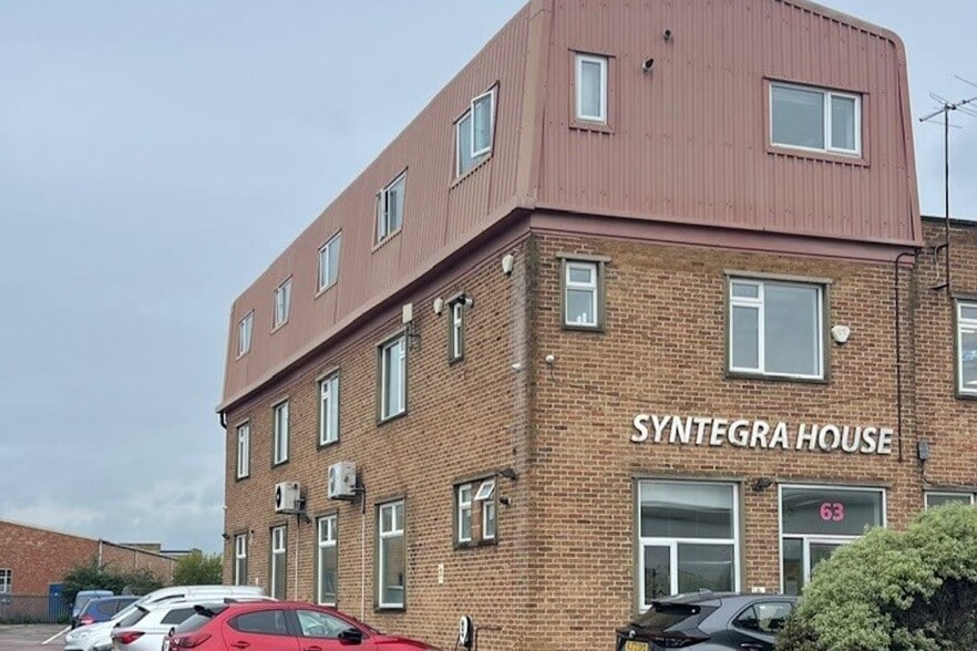 63-77 Milford Rd, Reading en alquiler - Foto del edificio - Imagen 1 de 2