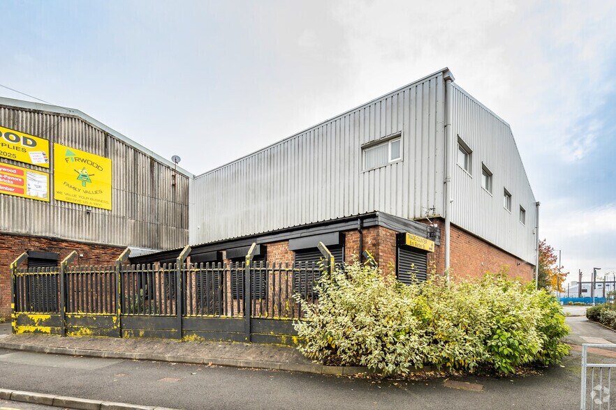 68 Pocket Nook St, St Helens en alquiler - Foto del edificio - Imagen 1 de 7