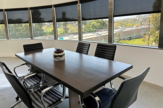 500 S Sepulveda Blvd, Los Angeles, CA en alquiler Foto del interior- Imagen 2 de 5