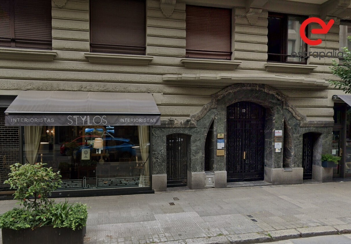 Calle de Máximo Aguirre, 12, Bilbao, VIZ 48011 -  -  - Foto del interior - Image 1 of 4