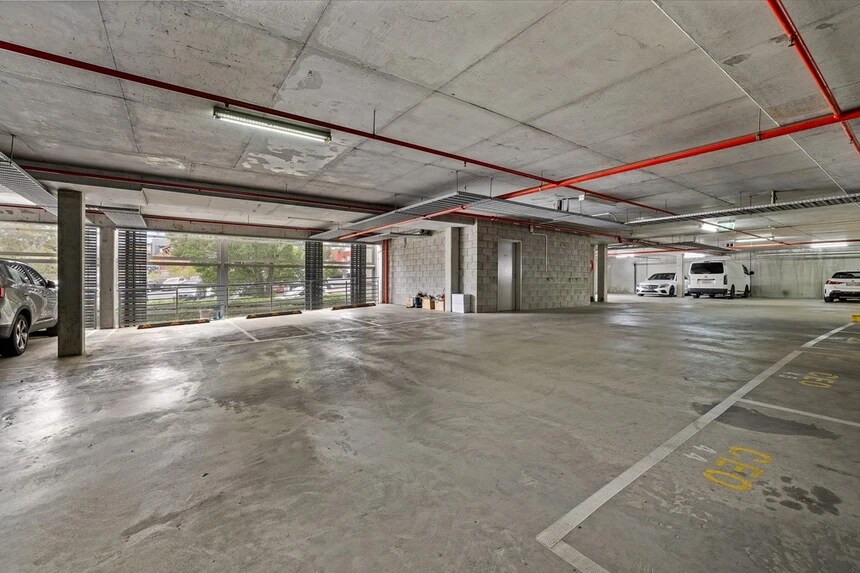 203-205 Blackburn Rd, MOUNT WAVERLEY en venta - Foto del edificio - Imagen 3 de 4