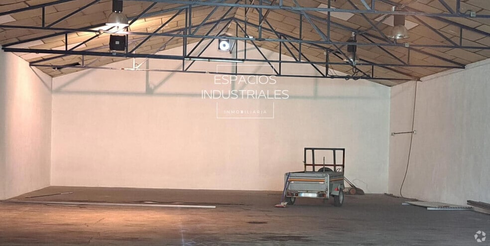 Nave en Colmenar de Oreja, Madrid en venta - Foto del edificio - Imagen 2 de 7