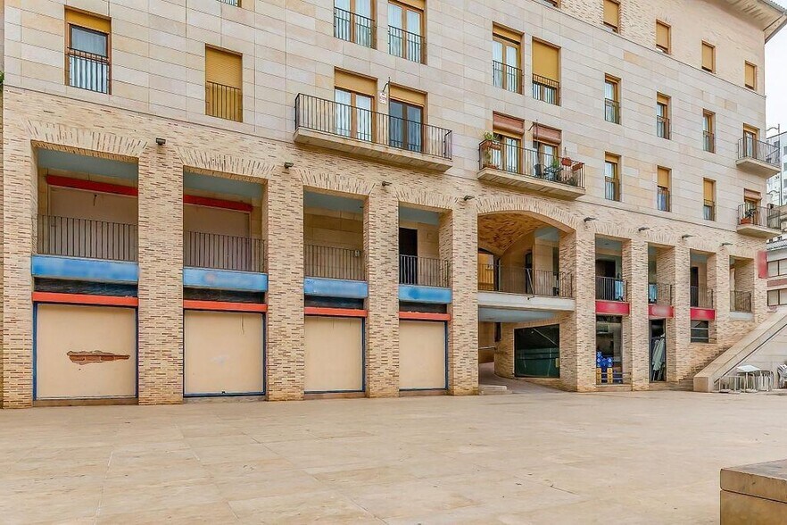 Local en Alzira, Valencia en alquiler - Foto del edificio - Imagen 2 de 20