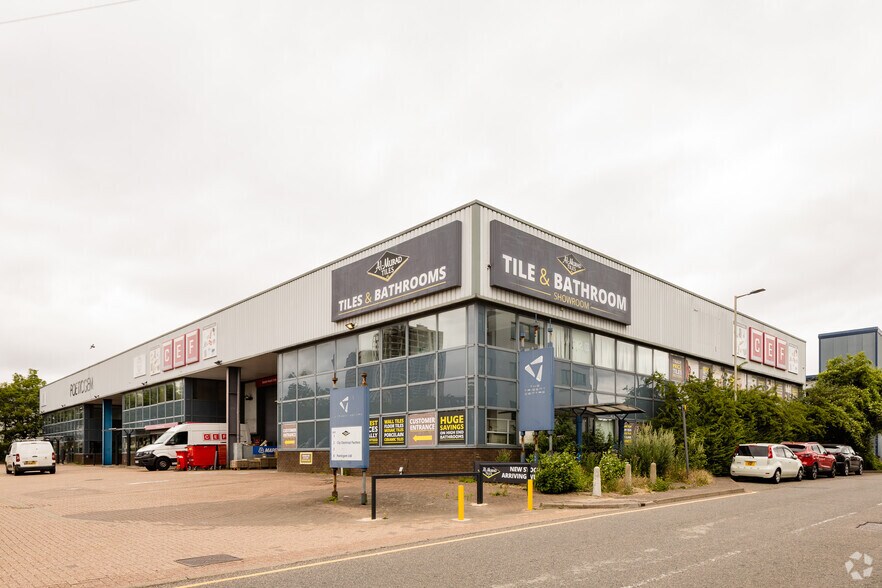 Imperial Way, Watford en alquiler - Foto del edificio - Imagen 3 de 3