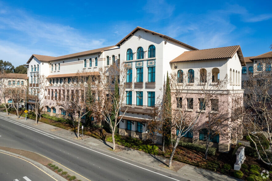 1100 San Leandro Blvd, San Leandro, CA en alquiler - Foto del edificio - Imagen 1 de 5