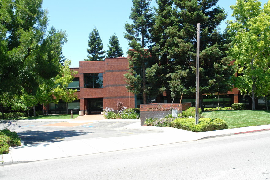 404 Saratoga Ave, Santa Clara, CA en alquiler - Foto del edificio - Imagen 3 de 4