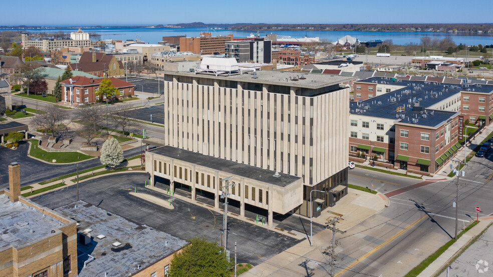 221 W Webster Ave, Muskegon, MI en alquiler - Foto del edificio - Imagen 3 de 4