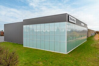 Más detalles de 180 Rue de Normandie, Boucherville, QC - Oficina, nave en alquiler