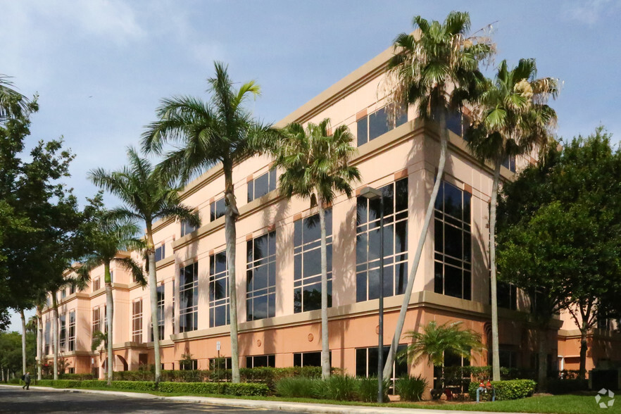 1600 Sawgrass Corporate Pky, Sunrise, FL en alquiler - Foto del edificio - Imagen 3 de 5