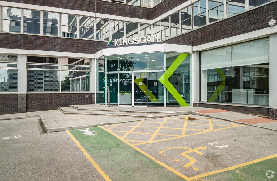 Wellington Rd N, Stockport en alquiler - Foto del edificio - Imagen 3 de 7