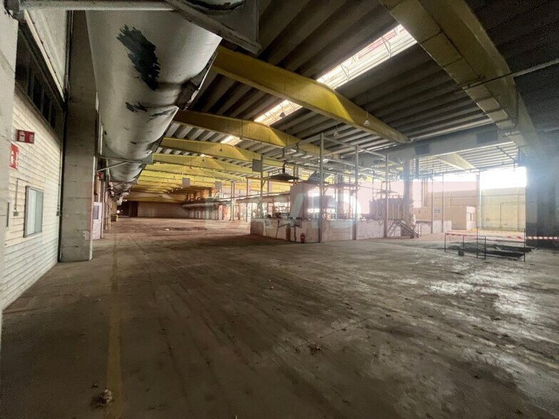 Nave en Vilanova i la Geltrú, Barcelona en venta - Foto del interior - Imagen 3 de 35